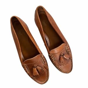 Bass Women's Tan Leather Tassel Loafers
